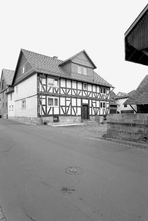 Hofanlage; Baunatal, Hermann-Schafft-Straße 19