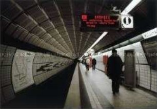 Bahnstation in Hamburg (Altersgruppe 18-21)