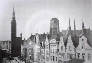 Langer Markt Danzig mit Rechtstädtischem Rathaus