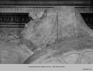 Grabmal des Dogen Niccolò Marcello : Grabtumba und Gisant