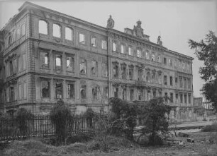 Taschenbergpalais