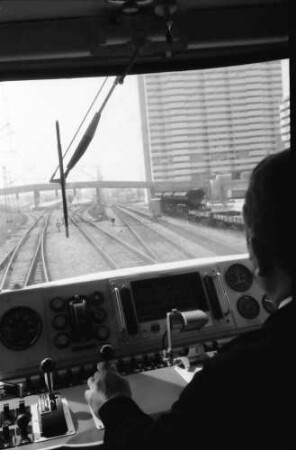 München: Cockpit der S-Bahn