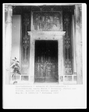 Santa Maria di Grottaferrata — Portal