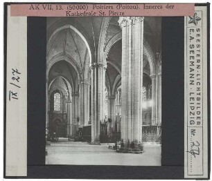 Poitiers, Kathedrale Saint-Pierre : Innenansicht