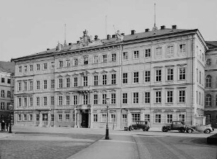 Taschenbergpalais