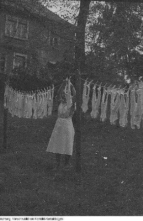 Dresden, Weißer Hirsch. Kinderkrippen Meuslitzer Straße und Collenbuschstraße, Oktober 1952
