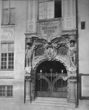 Hauptportal