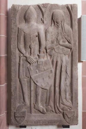 Grabstein Gerhard von Scharfensteins und seiner Frau
