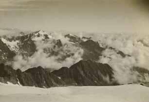 Österreich. Stubaier Alpen. Ruderhofspitze (3472 m), vom Zuckerhütl gesehen