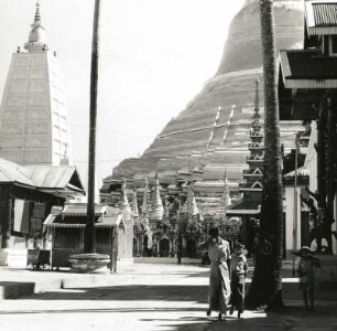 Myanmar (Burma), Rangoon (Rangun). Shwe-Dagon-Pagode (14. Jahrhundert)