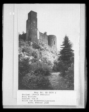 Burg Stolpen : Ansicht von Westen, Blick zum Siebenspitzenturm