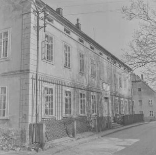 Purschwitz. Schule (?). Straßenansicht