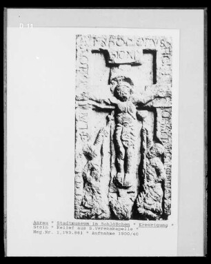 Relief mit Kreuzigungsszene