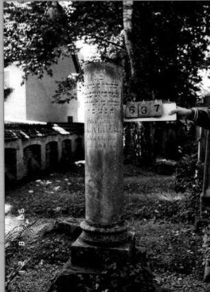 Grabstein 637