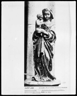 Flügelaltar — Madonna mit Heiligen — Madonna