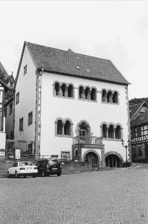 Romanisches Haus (Rathaus, ehem.); Gelnhausen, Untermarkt 2
