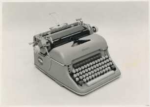 Schreibmaschine "Olympia SG 1 S" von Hans Krebs