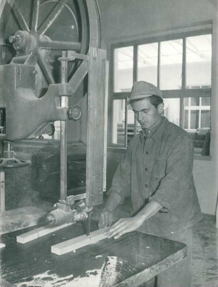 Altes Bürogebäude Philipp Holzmann AG und Wiederaufbau, Frankfurt am Main, 1951
