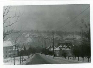 Freital-Hainsberg. Ortsteilansicht. Blick zum Backofenfelsen
