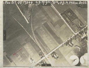 Bahn- und Straßenkreuzung bei Freimann (1400 m)