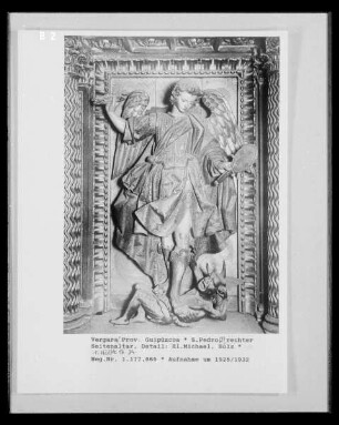 Seitenaltar, Detail: Heiliger Michael