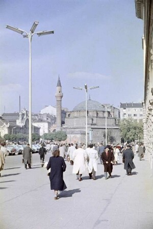 Blick auf die Banja-Baschi-Moschee von 1576, letzte in Funktion verbliebene Moschee Sofias