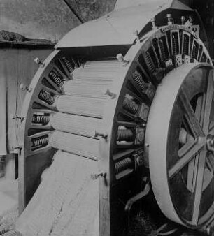 Hanfmangel : Technikgeschichte | Technologie | Fasern, Gespinste und Gewebe | Leinenindustrie, Flachsspinnerei | Flachsspinnerei H. C. Müller