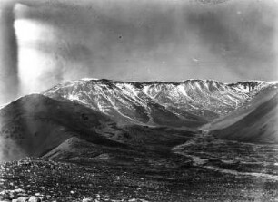 Der Cerro Negro Overo : Blick auf ein Bergmassiv
