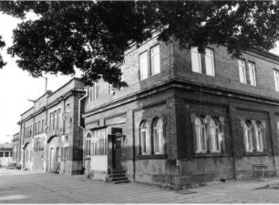 Dresden-Cossebaude, Bahnhofstraße 15. Ehemaliges Elektrizitätswerk (1899/1900). Seitenansicht