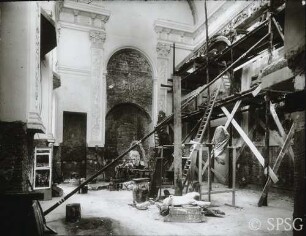 Berlin, Schloss Charlottenburg, Altes Schloss, Westflügel, Erdgeschoss, Kapelle, R. 94a, Restaurierungsarbeiten nach Kriegsschäden.