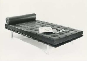 Liege von Ludwig Mies van der Rohe