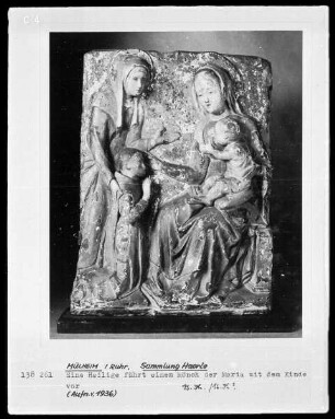 Eine Heilige führt einen Mönch der Maria mit dem Kinde vor