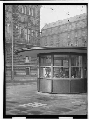 Verkehrspavillon Rathausmarkt (Hamburg-Altstadt): Teilansicht : SchumacherWV Nr. 345