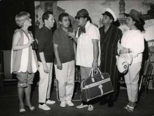 Schwarz weiss tot: Edith Elsholtz, Jo Herbst, Wolfgang Gruner, Achim Strietzel, Joachim Röcker, Inge Wolffberg Stachelschweine