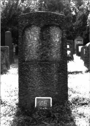 Grabstein 105 Texttafeln fehlen: Grabstein 105