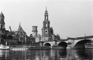 Dresden-Altstadt. Hofkirche (1739-1755, G. Chiaveri), teilweise eingerüstet