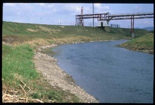 Verladeanlage am Oberrhein