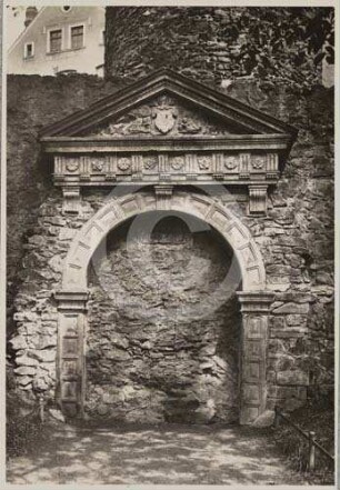 Portal an der Stadtmauerpromenade von Reichenbach