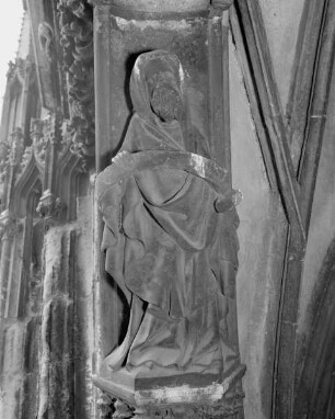 Portal mit Vorhalle — Portalvorhalle — Rechter Arkadenbogen — Prophet
