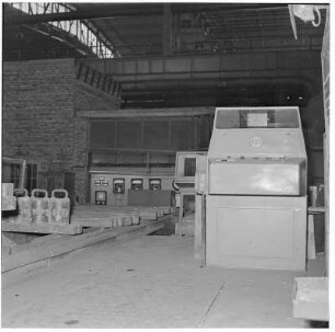 Stossofen 1 Walzwerk 280er Straße, Waage; Gebrochener Block Film 1