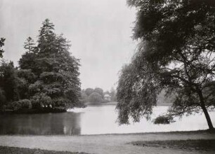 Kassel, Karlsaue : Kassel. Teich in der Karlsaue (englischer Gartenteil)