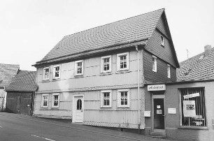 Wohnhaus, Fachwerk; Birstein, Hauptstraße 9