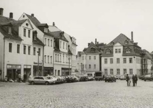 Wohnhäuser mit Läden