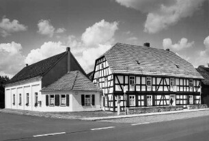 Löhsten, Herzberg (Elster), An der roten Lache 8