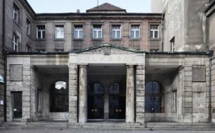 Volksbad — Haupteingang