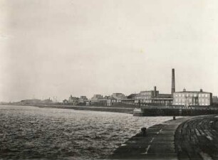 Nordsee, Wilhelmshaven, Blick auf den Strand bei Flut
