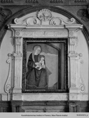 Thronende Madonna mit Kind