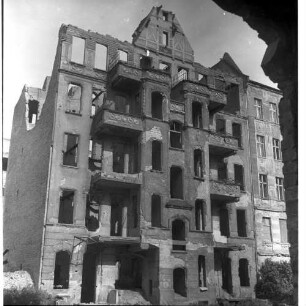 Negativ: Ruine, Rosenheimer Straße 8, 1950