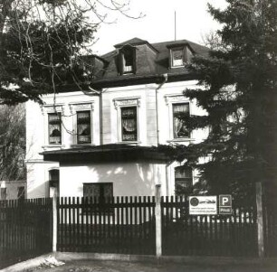Böhlen-Großdeuben, Hauptstraße 8. Villa (um 1895)