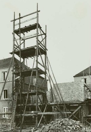 Dresden-Trachau, Städtisches Krankenhaus Dresden-Neustadt (ehemals Güntzheim), Außenteilansicht, Baustelle